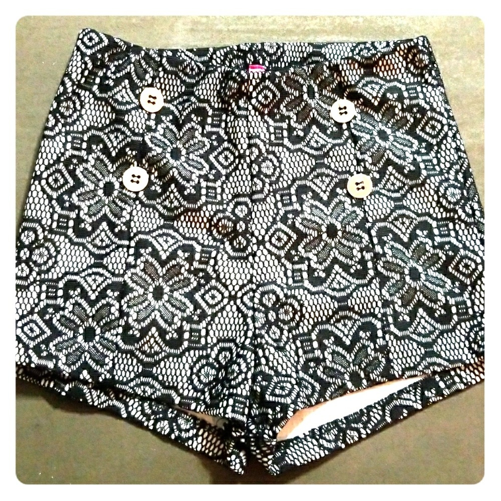 High waist lace shorts
